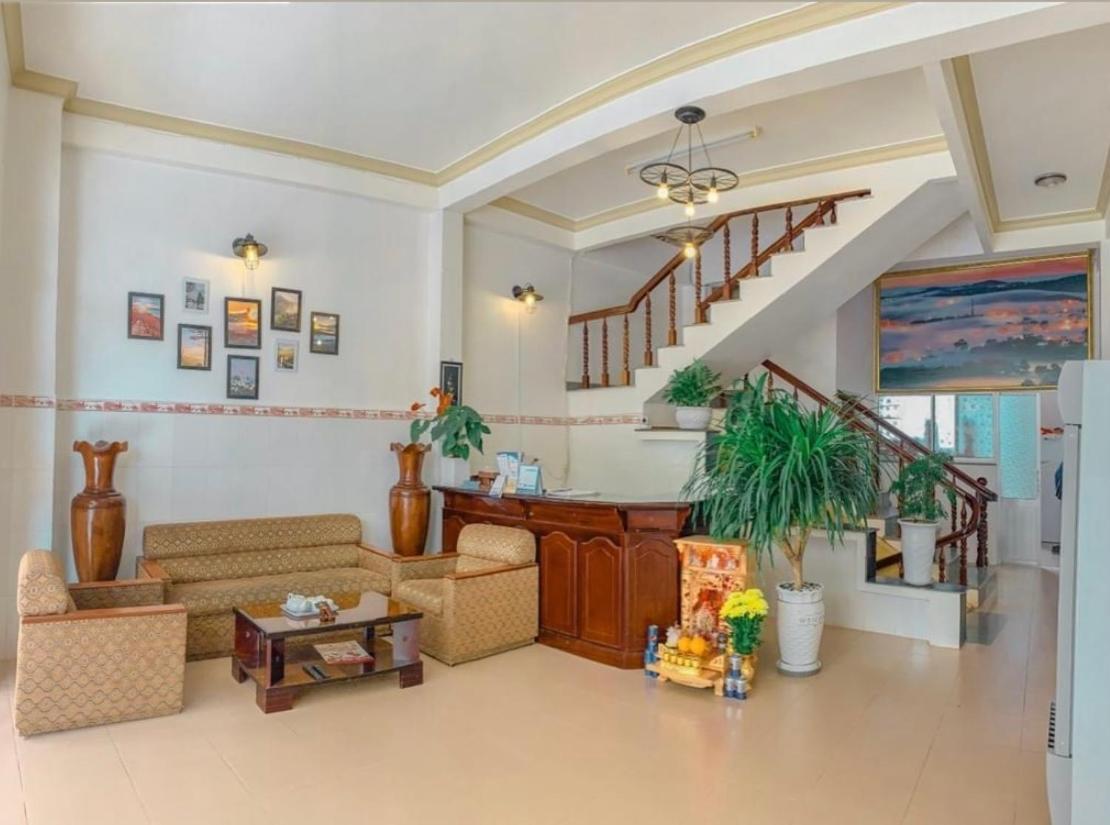 Hotel Khách sạn Anh Hào à Đà Lạt Extérieur photo