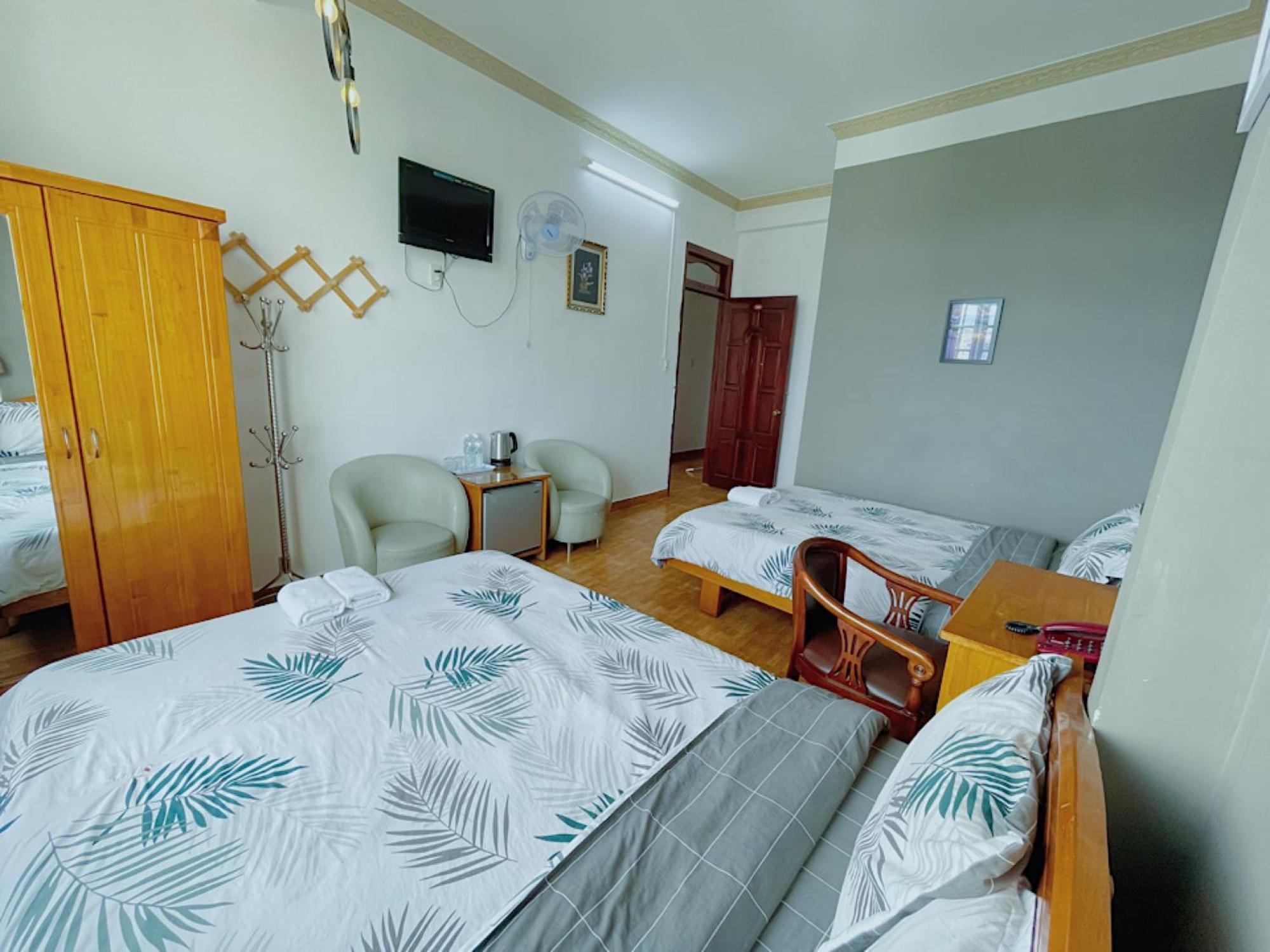Hotel Khách sạn Anh Hào à Đà Lạt Extérieur photo