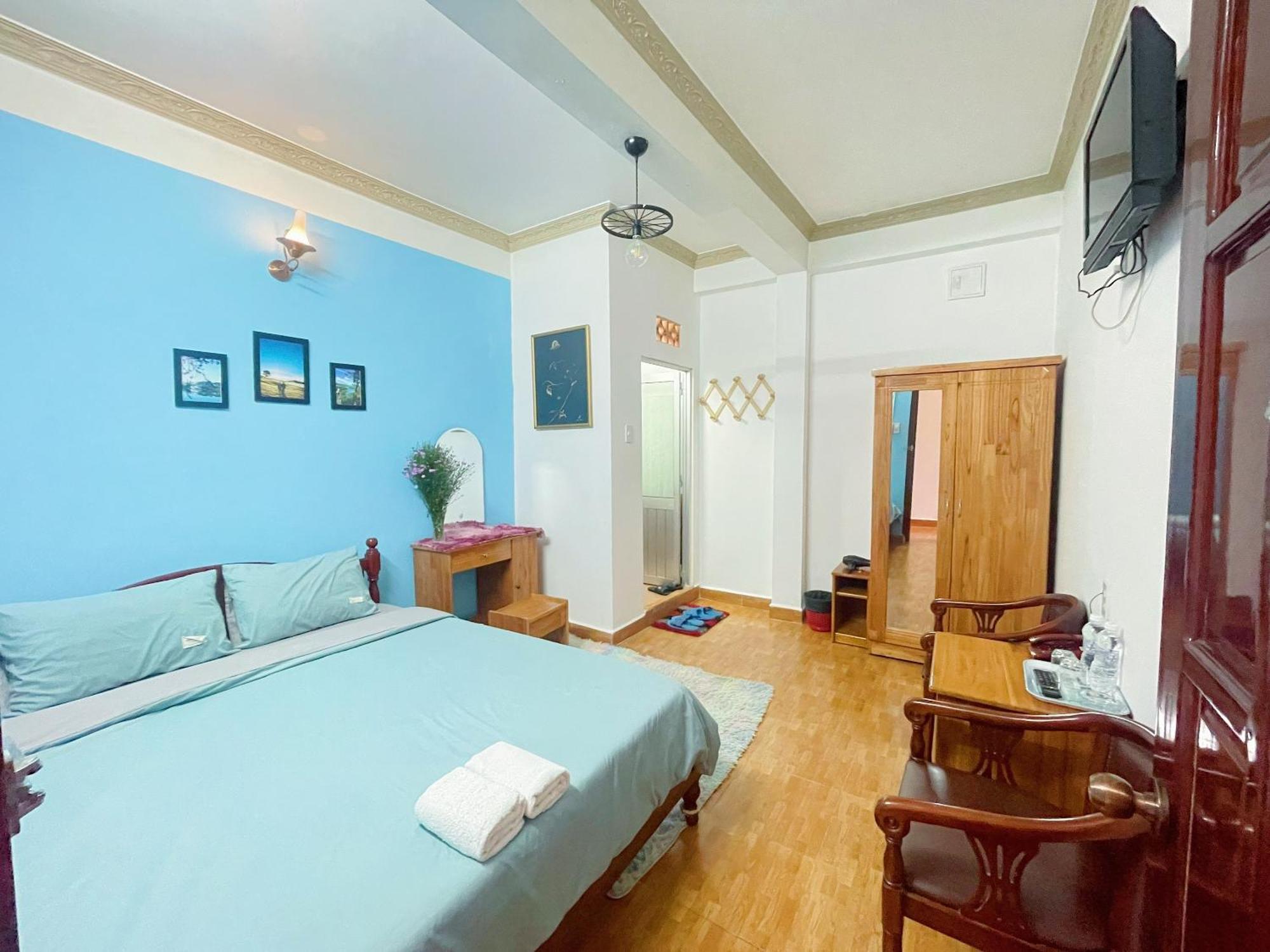 Hotel Khách sạn Anh Hào à Đà Lạt Extérieur photo