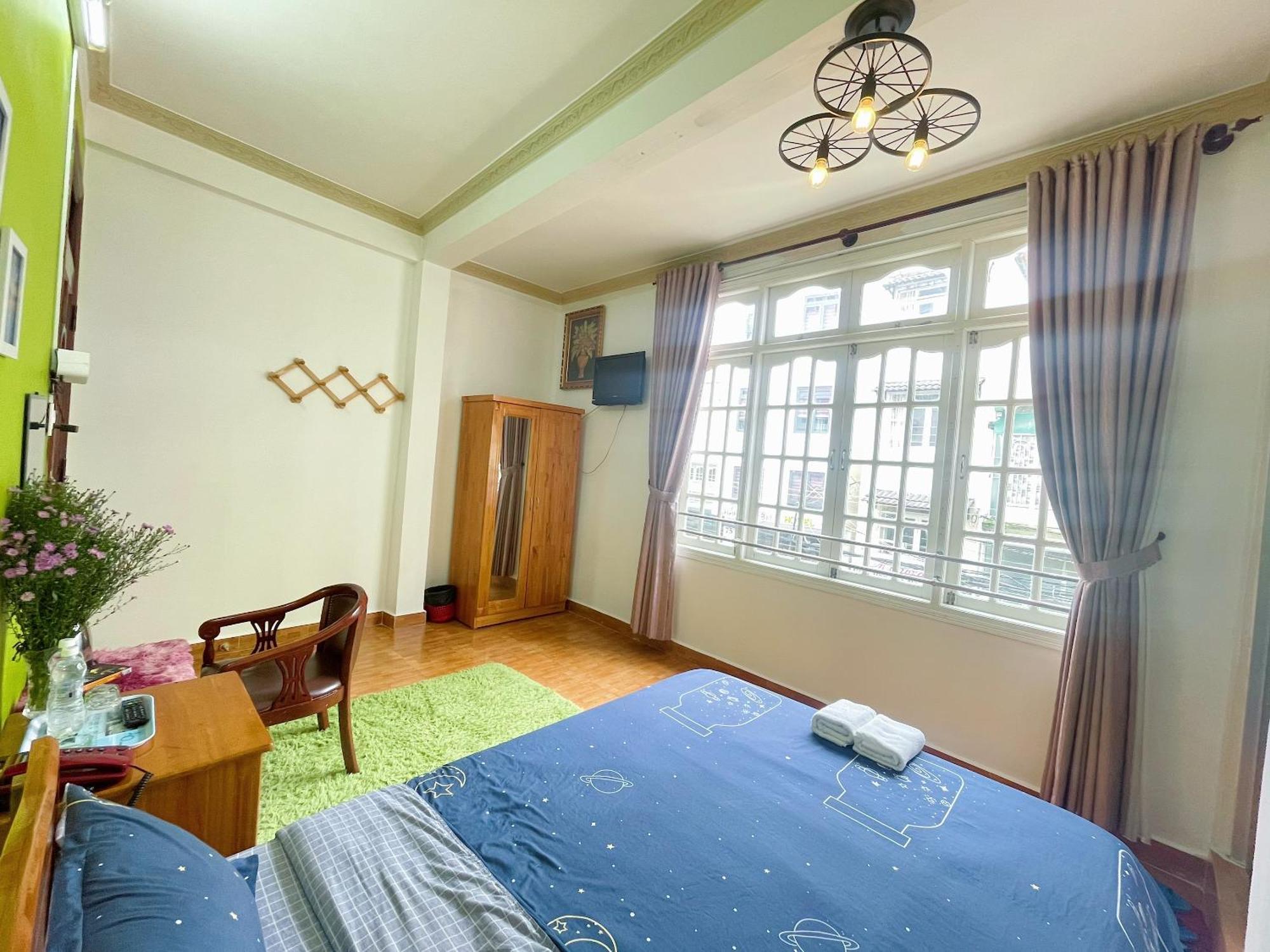 Hotel Khách sạn Anh Hào à Đà Lạt Extérieur photo