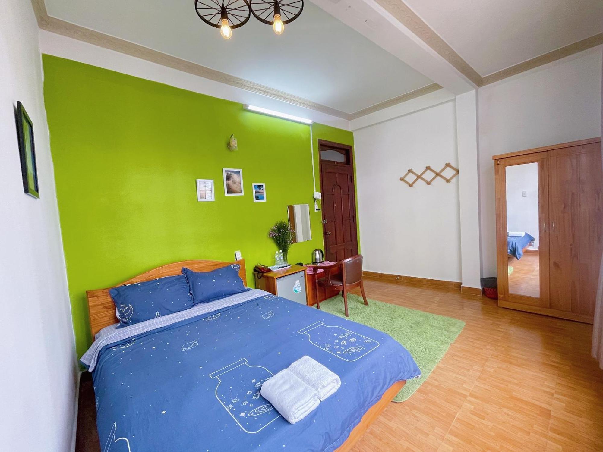 Hotel Khách sạn Anh Hào à Đà Lạt Extérieur photo