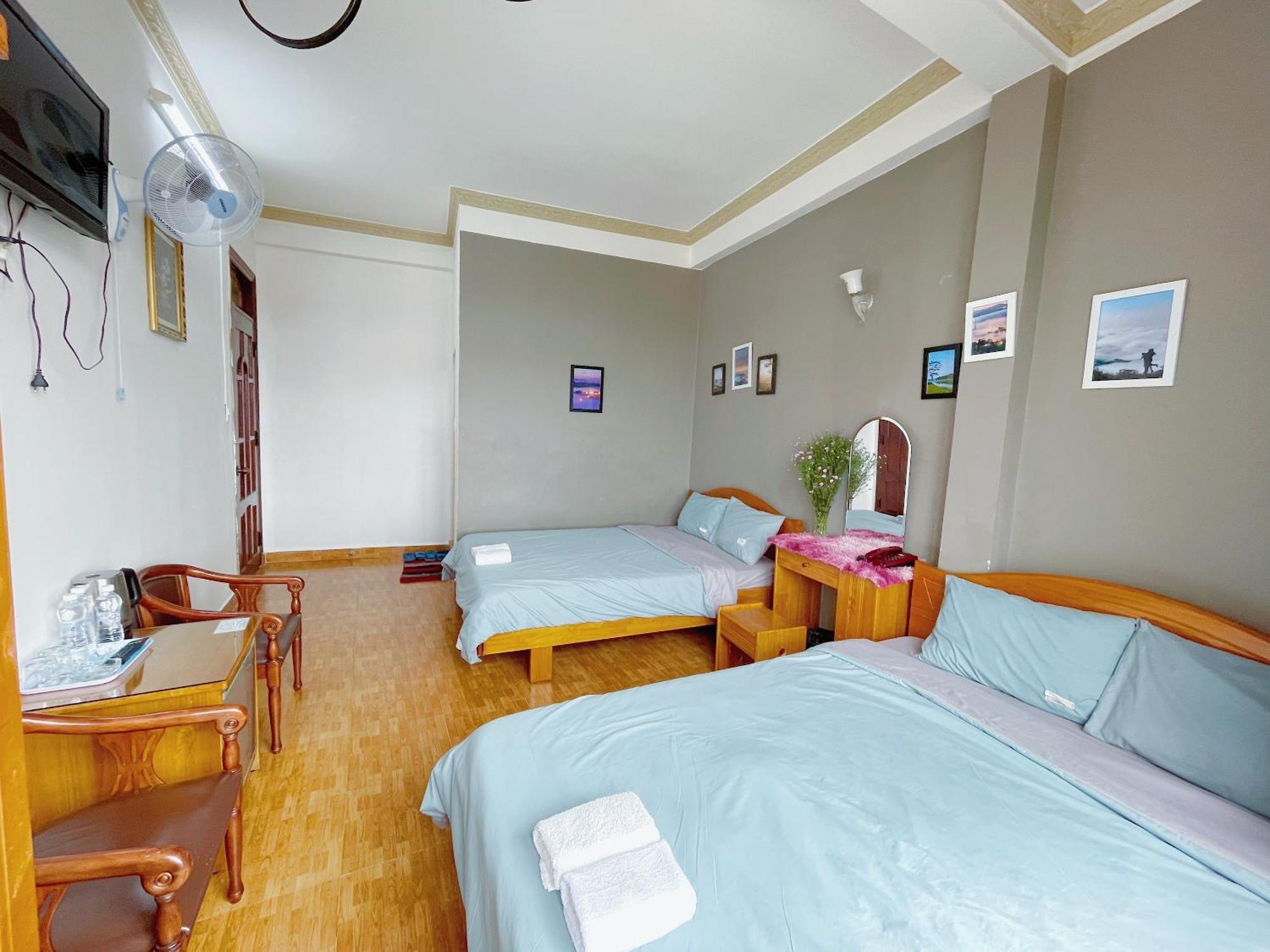 Hotel Khách sạn Anh Hào à Đà Lạt Extérieur photo