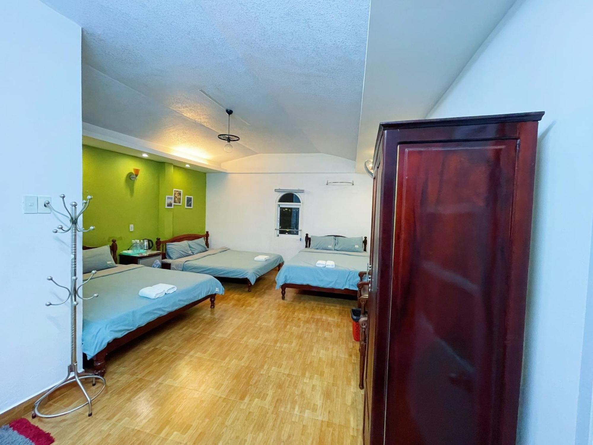 Hotel Khách sạn Anh Hào à Đà Lạt Extérieur photo